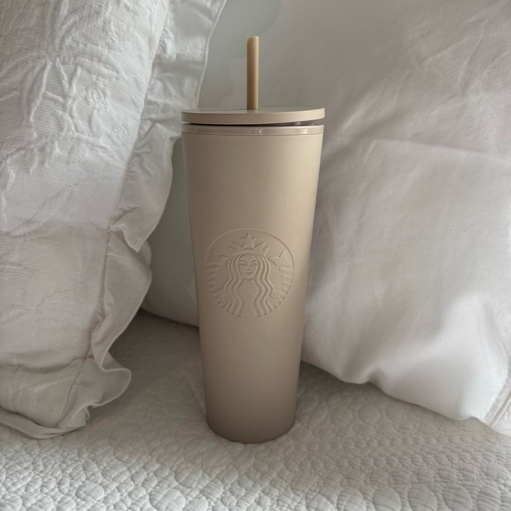 SOLD Starbucks Matte Beige/Tan Soft Tumblr Watter Bottle with Straw 24 oz/710 ml